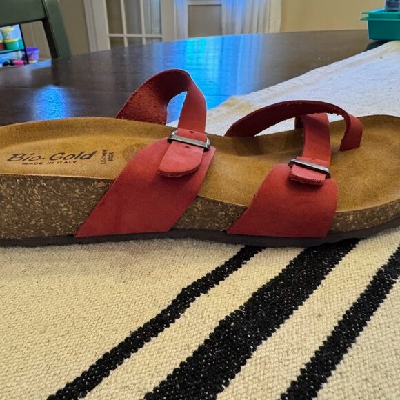 Woman's Red Leather Cross Strap Cork Bed Sandals Made in Italy Size 9 - Picture 3 of 9